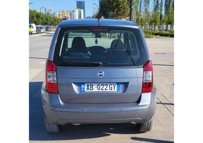 Jepet me qera makina FIAT IDEA 2006