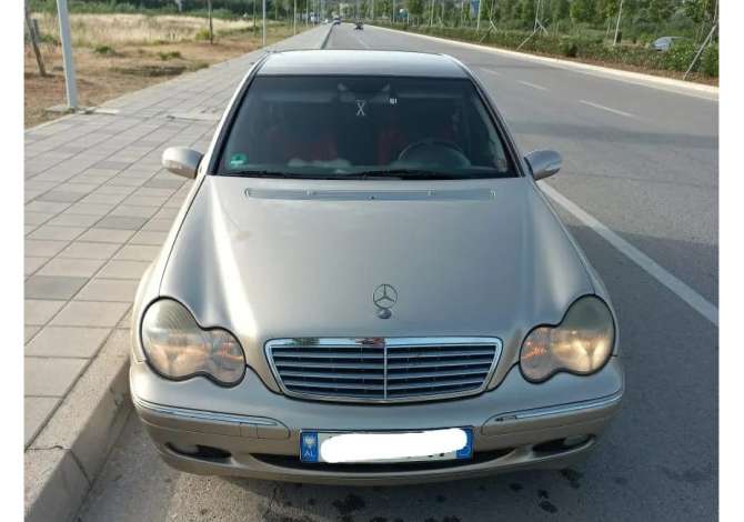 Noleggio Auto  a Valona - 35 Euro