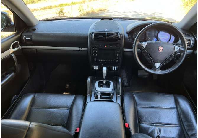 Noleggio Auto  a Tirana - 80 Euro