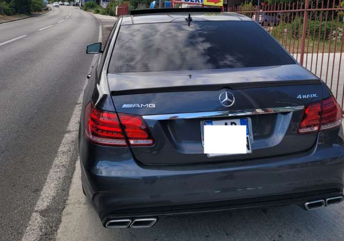 Noleggio Auto  a Kavaja - 100 Euro