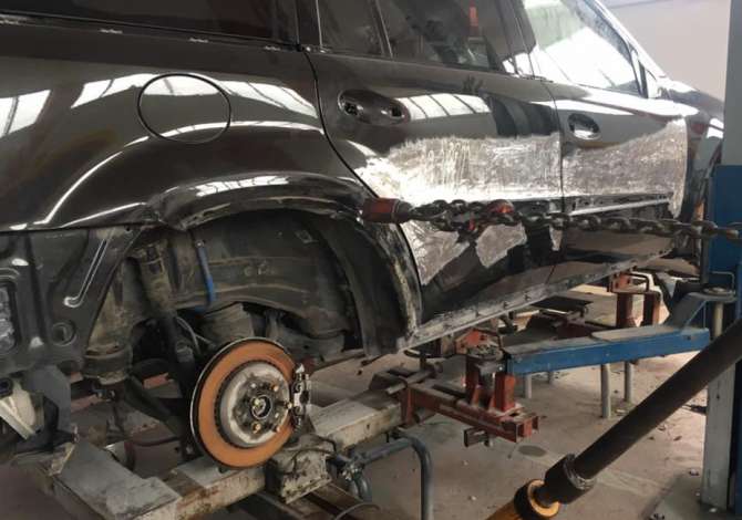 Auto servis Seldi  sherbim te kualifikuar per Lyerje, Terheqje shasie, Lucidim, Punime Xhenerike, Elektroauto