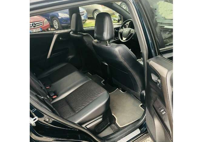 Jepet me qera Toyota Rav/4 duke filluar nga 100 euro dita