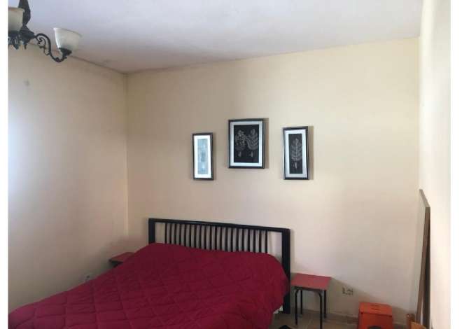 Shtepi ne shitje Apartament ne Lezhe, 3+1, Mobilimi E mobiluar, Pagesa 65,000  Euro.