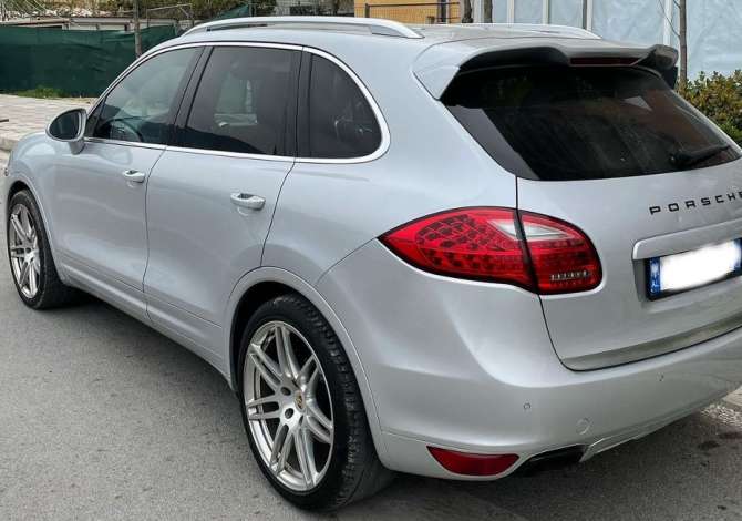 Makina me qera ne Tirane - 130 Euro