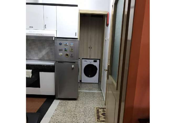 Shitet Ambjent 3+1 i pershtatshem per Zyra dhe Biznes