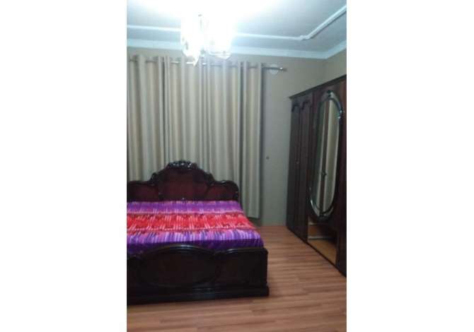 Shtepi me qera Apartament ne Tirane, Garsoniere, Mobilimi E mobiluar, Pagesa 350  Euro.