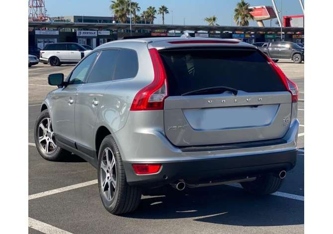 Jepet me qera Volvo CX 60 duke filluar nga 55 euro dita