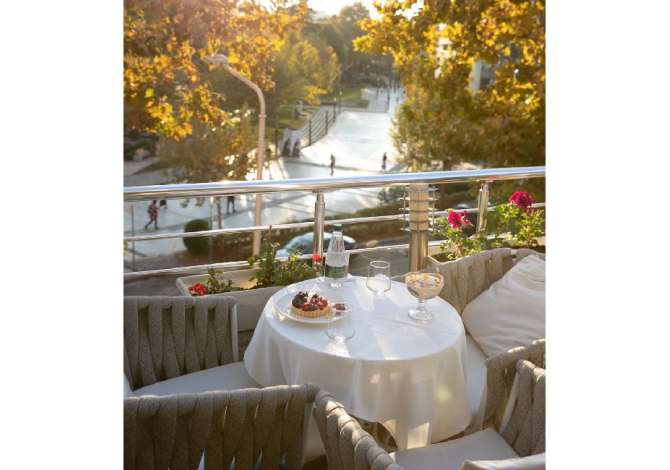 Njoftime Pune ne Tirane, Profesioni Kamarier/e,  Banakiere dhe Hostess , Me eksperience, Pagesa Me Marreveshje.