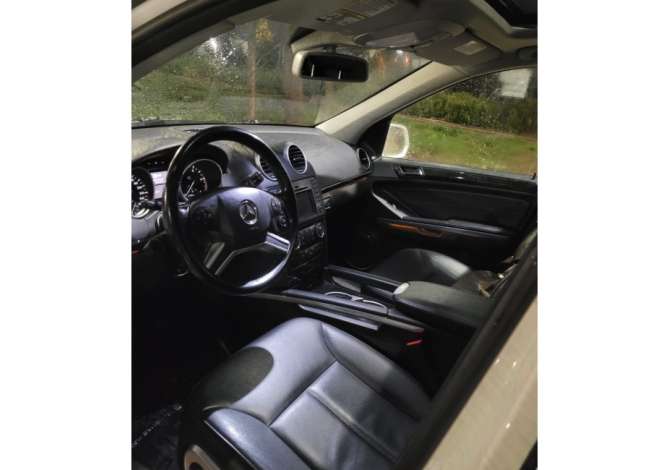 Jepet me qera Mercedes Benz GL duke filluar nga 70 euro dita