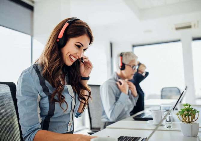 Njoftime Pune Operator/e telefonik