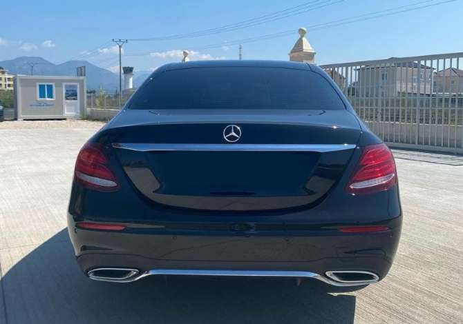 Jepet me qera Mercedes Benz E-Class duke filluar nga 120 euro ne dite