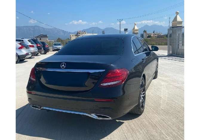 Jepet me qera Mercedes Benz E-Class duke filluar nga 120 euro ne dite