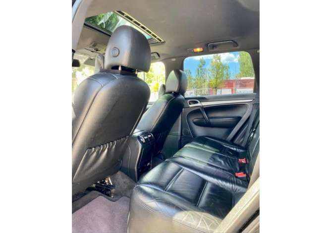 Jepet me qera Porsche Cayenne duke filluar nga 70 euro ne dite