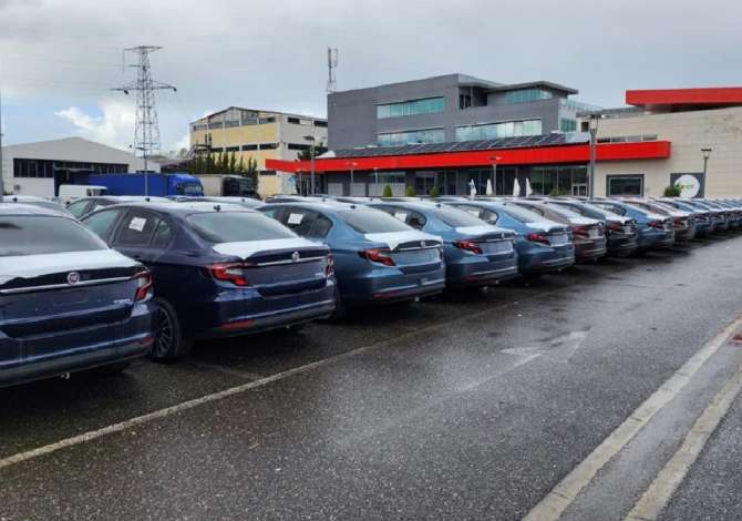 Makina me qera komode 20  FIAT LINEA 2022 per 55 euro dita RINAS