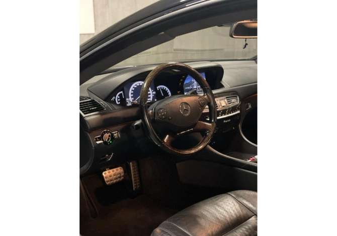 Auto in Vendita  a Tirana - 32,000 Euro