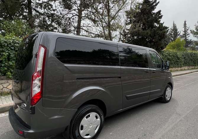 Furgon me qera 9 vendesh/ Van for rent 9 Seater duke filluar nga  100 euro