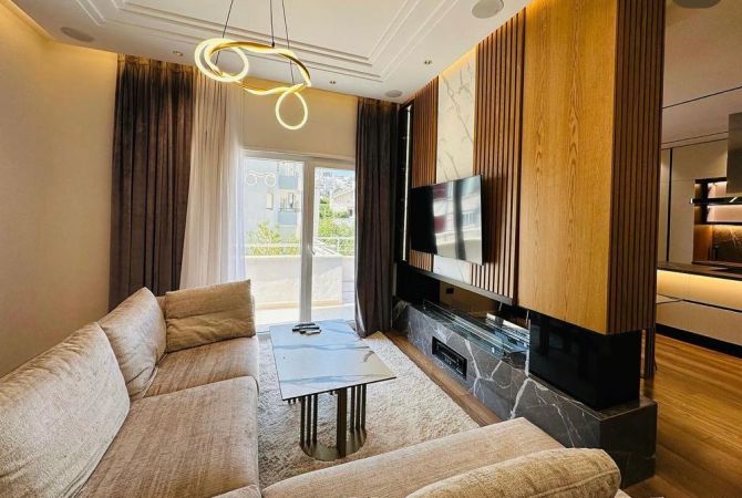 Shtepi me qera 2+1 ne Tirane - 1,600 Euro