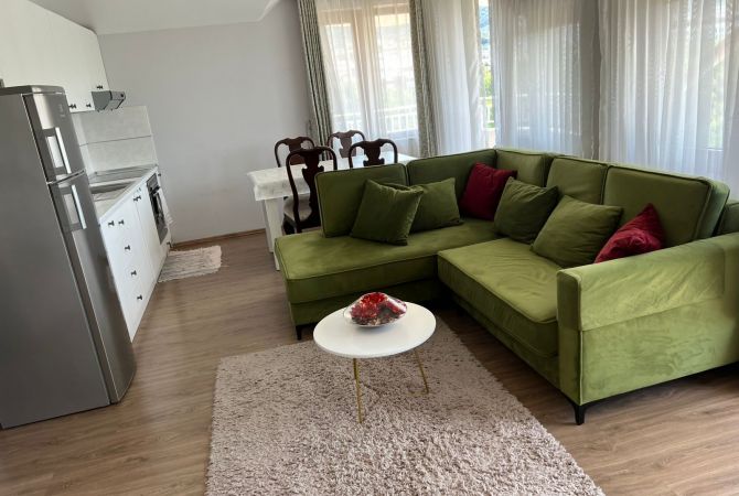 Shtepi me qera 2+1 ne Tirane - 800 Euro