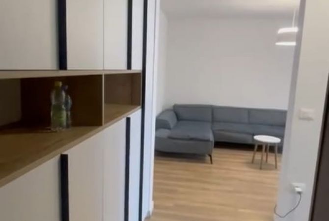 Shtepi me qera 1+1 ne Tirane - 700 Euro