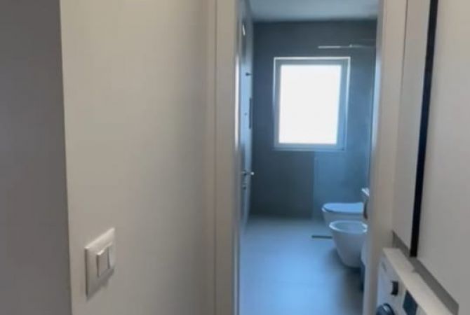 Shtepi me qera 1+1 ne Tirane - 700 Euro