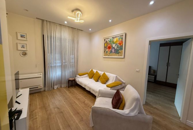 Casa in affitto 2+1 a Tirana - 900 Euro