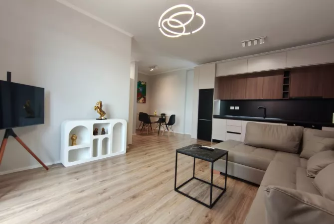 Shtepi me qera 1+1 ne Tirane - 650 Euro