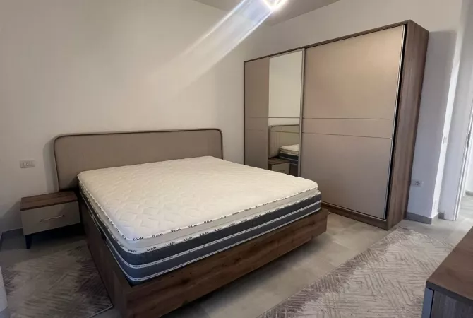 Shtepi me qera 2+1 ne Tirane - 600 Euro