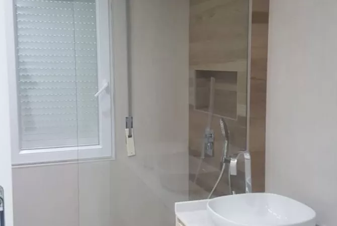 Casa in affitto 2+1 a Tirana - 1,500 Euro