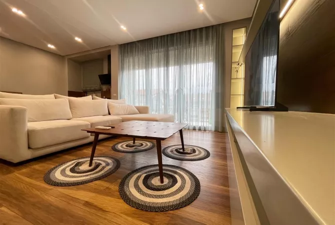 Casa in affitto 2+1 a Tirana - 1,200 Euro