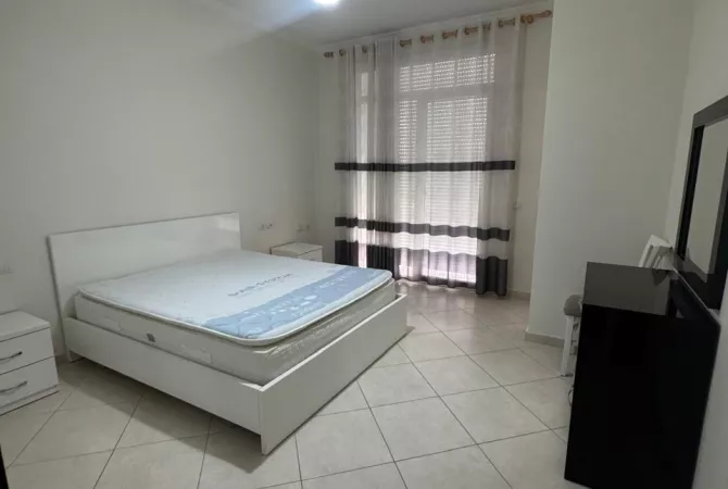 Shtepi me qera 2+1 ne Tirane - 500 Euro