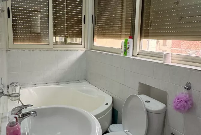 Shtepi me qera 1+1 ne Tirane - 540 Euro