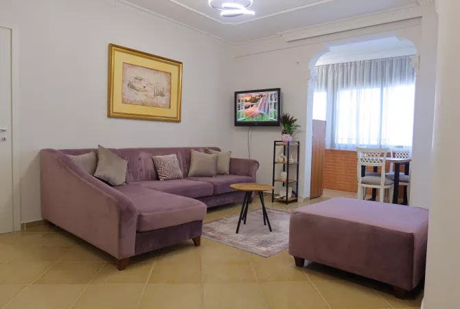 Shtepi me qera 2+1 ne Tirane - 850 Euro