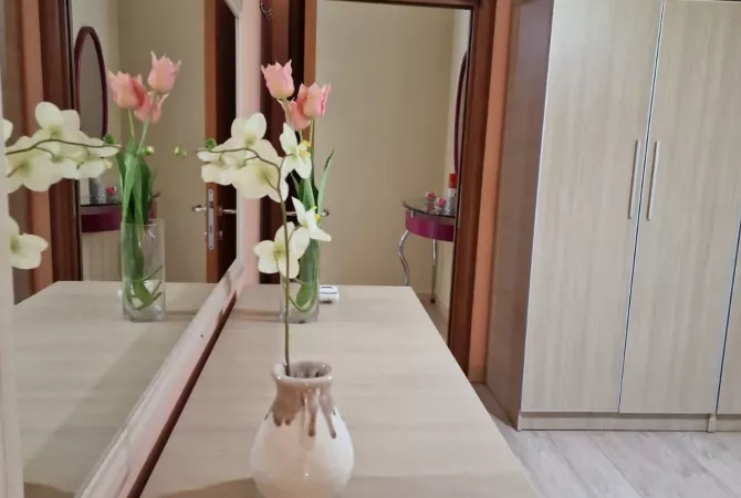 Shtepi me qera 1+1 ne Tirane - 800 Euro
