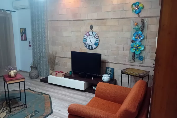 Shtepi me qera 2+1 ne Tirane - 600 Euro