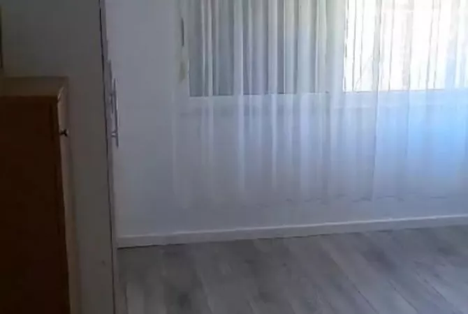 Shtepi me qera 2+1 ne Tirane - 400 Euro