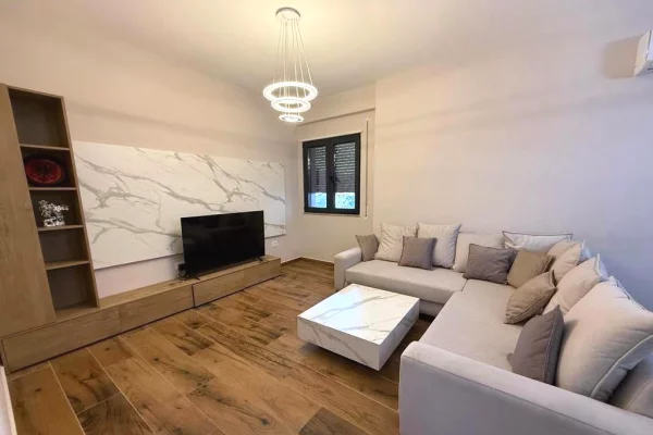 House for Rent 2+1 in Tirana - 650 Euro