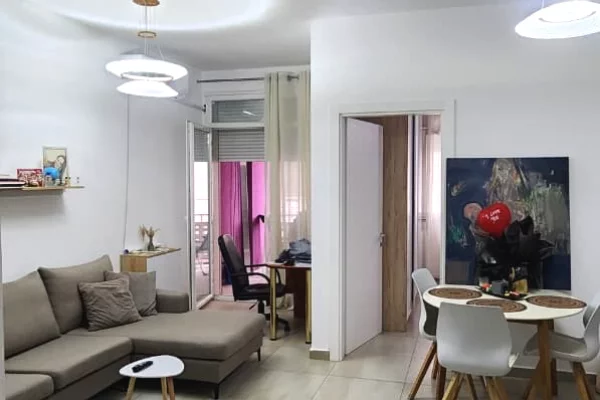 Shtepi me qera 1+1 ne Tirane - 500 Euro