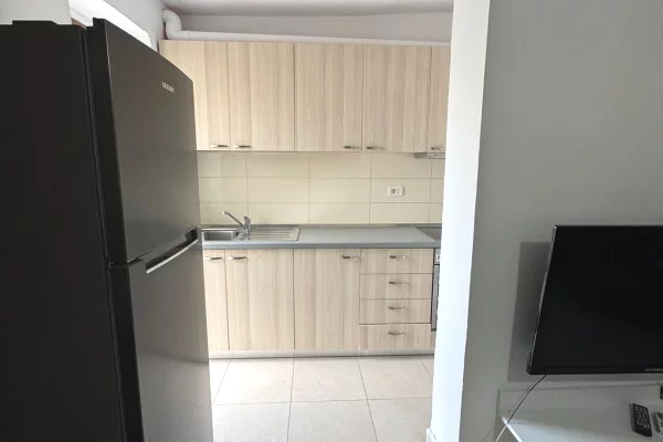 Shtepi me qera 2+1 ne Tirane - 500 Euro