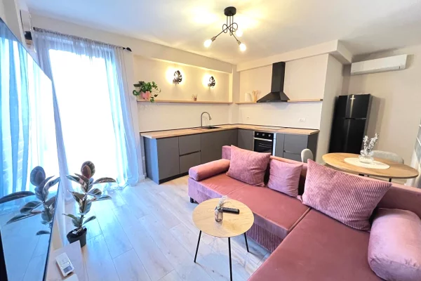 Shtepi me qera 1+1 ne Tirane - 550 Euro