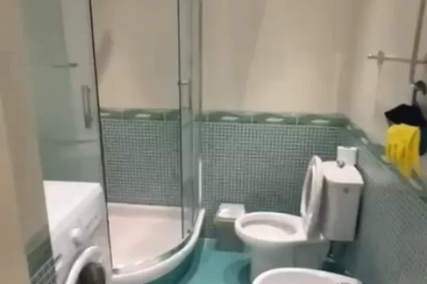 Shtepi me qera Apartament ne Tirane, 3+1, Mobilimi E mobiluar, Pagesa 800  Euro.