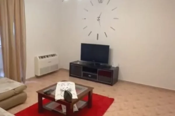 Shtepi me qera 3+1 ne Tirane - 800 Euro