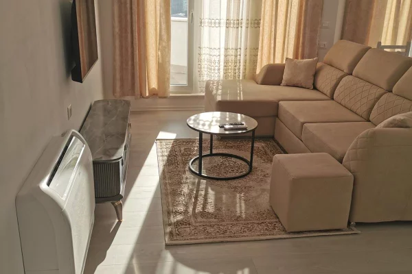 Shtepi me qera 1+1 ne Tirane - 470 Euro