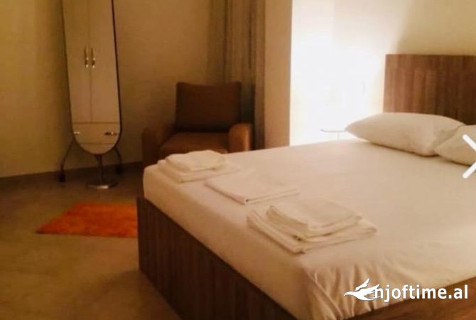 Shtepi me qera 2+1 ne Tirane - 70,000 Leke