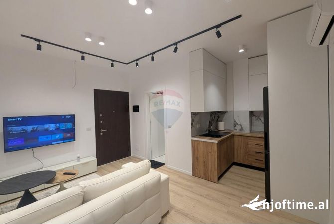 Shtepi me qera Apartament ne Tirane, 1+1, Mobilimi E mobiluar, Pagesa 500  Euro.