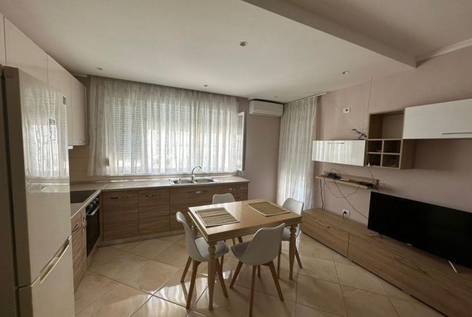 Shtepi me qera 1+1 ne Tirane - 550 Euro
