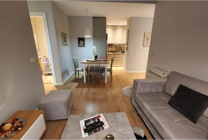 Shtepi me qera 1+1 ne Tirane - 750 Euro