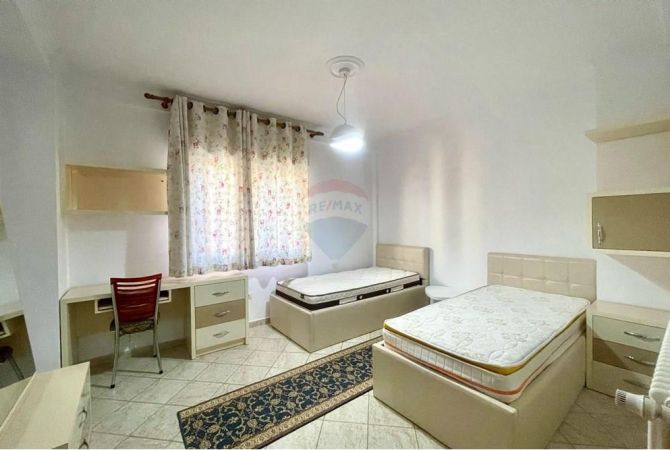 Shtepi me qera 2+1 ne Tirane - 600 Euro