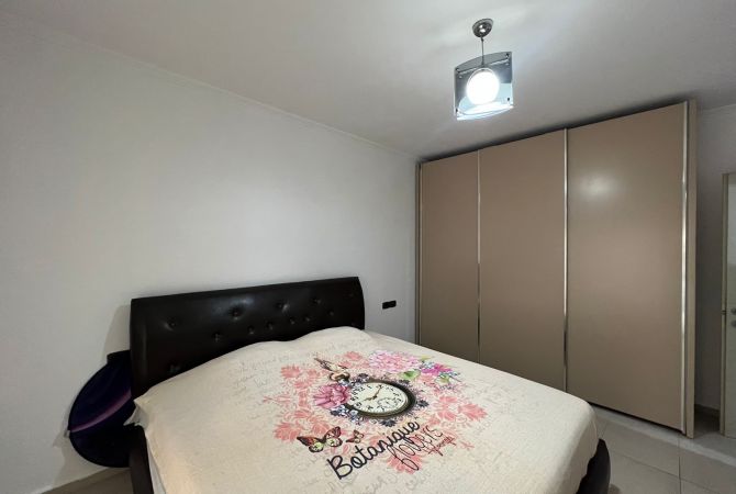 Shtepi me qera Apartament ne Tirane, 1+1, Mobilimi E mobiluar, Pagesa 450  Euro.