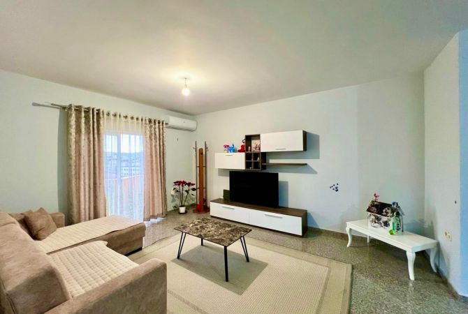 Shtepi me qera 2+1 ne Tirane - 500 Euro