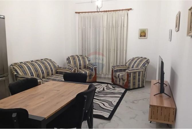 Shtepi me qera 1+1 ne Tirane - 600 Euro